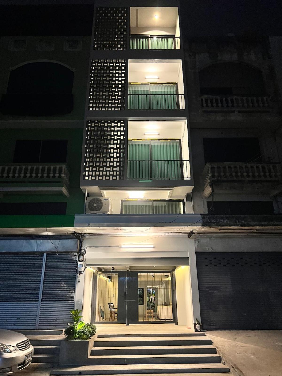 2 Bed & 2 Bath Suite, 3rd Floor