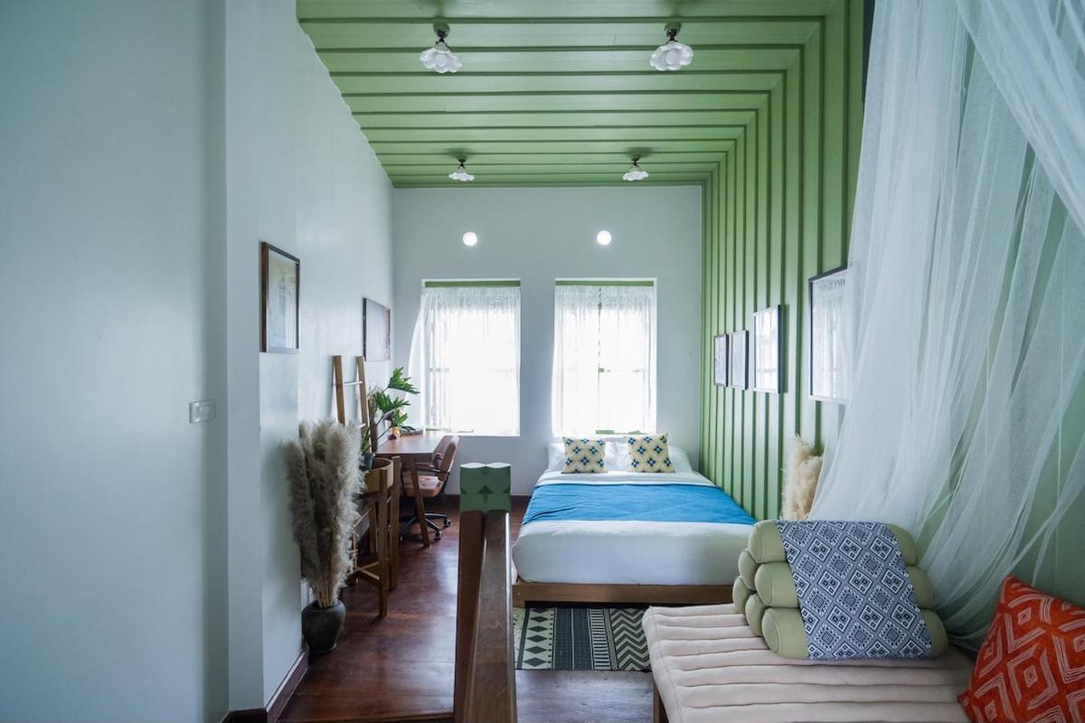 Entire-house In Chinatown Walk To Mrt Holiday home