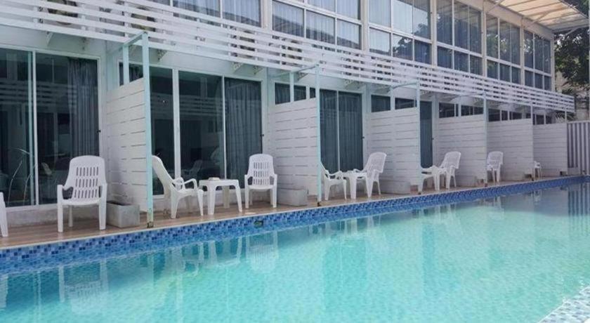 Pool @donmueang Hotel Bangkok