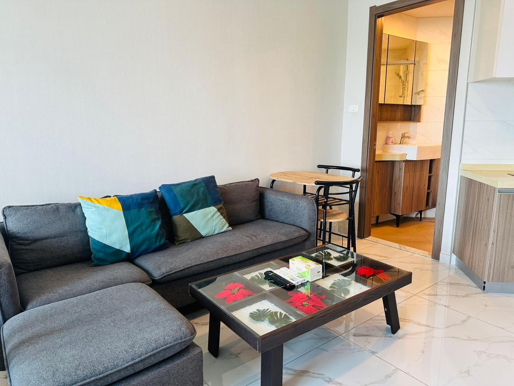 Artisan Ratchada Prime Studio Condos Apartment Bangkok