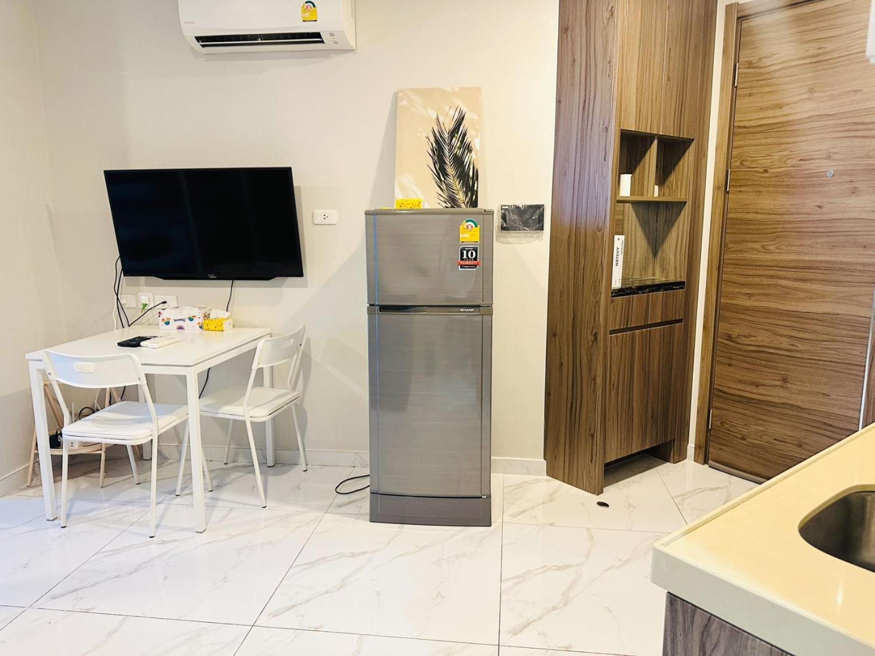 Artisan Ratchada Prime Studio Condos Apartment Bangkok