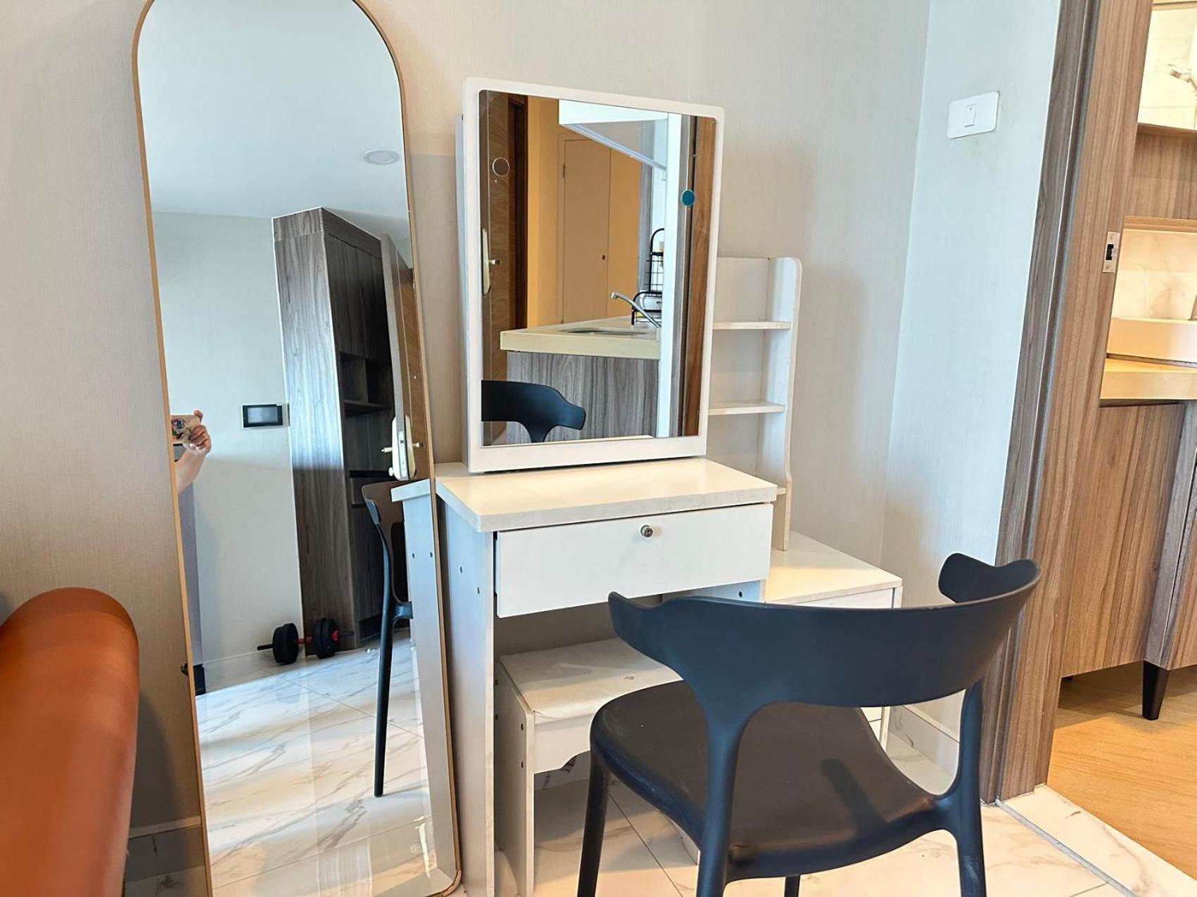 Artisan Ratchada Prime Studio Condos Apartment *