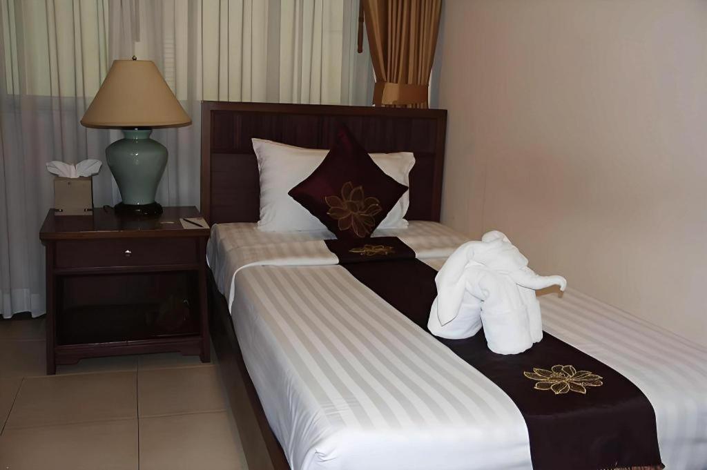 Hotel De Arni 3*