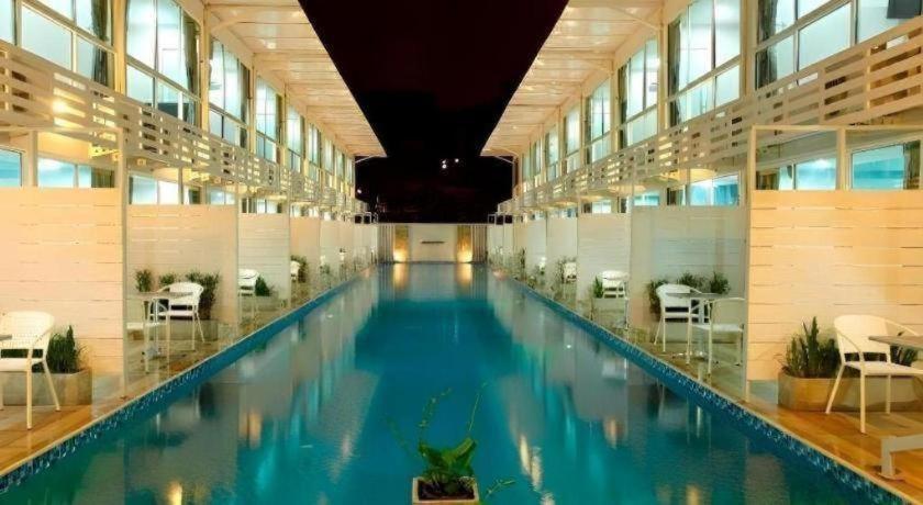 Pool @donmueang 3* Bangkok