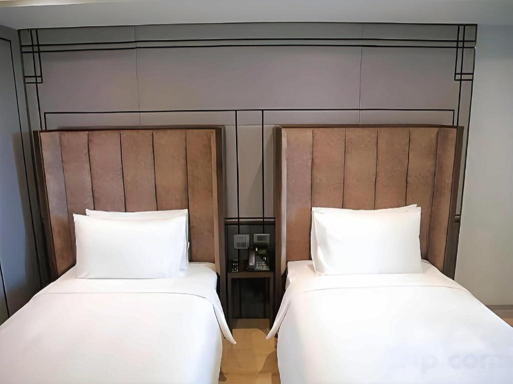 First Pride Hotel 3*