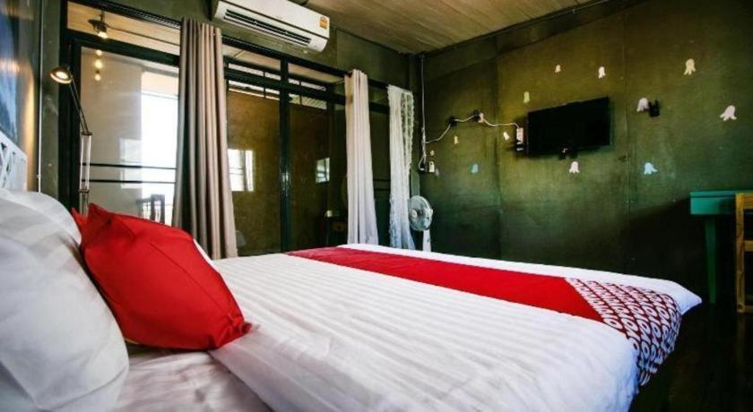 Hostel Oyo 505 Ente Space Bangkok