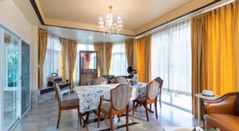 Hotel Oyo 750 Baan Suan Ampond
