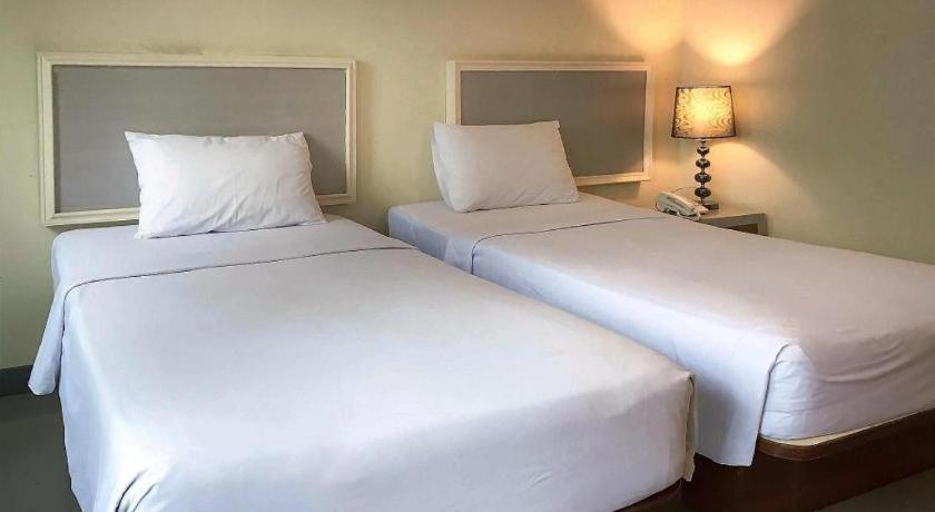 Hotel J Two S Pratunam 2*