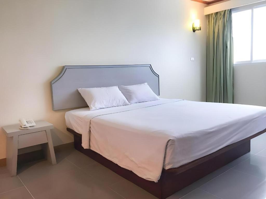 J Two S Pratunam Hotel Bangkok