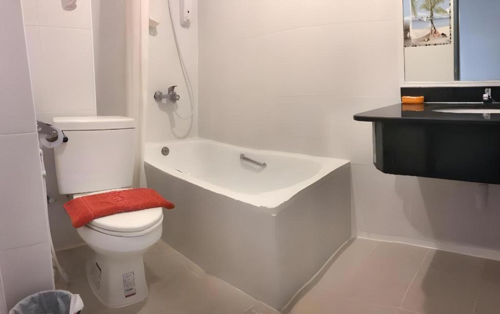Hotel J Two S Pratunam Bangkok
