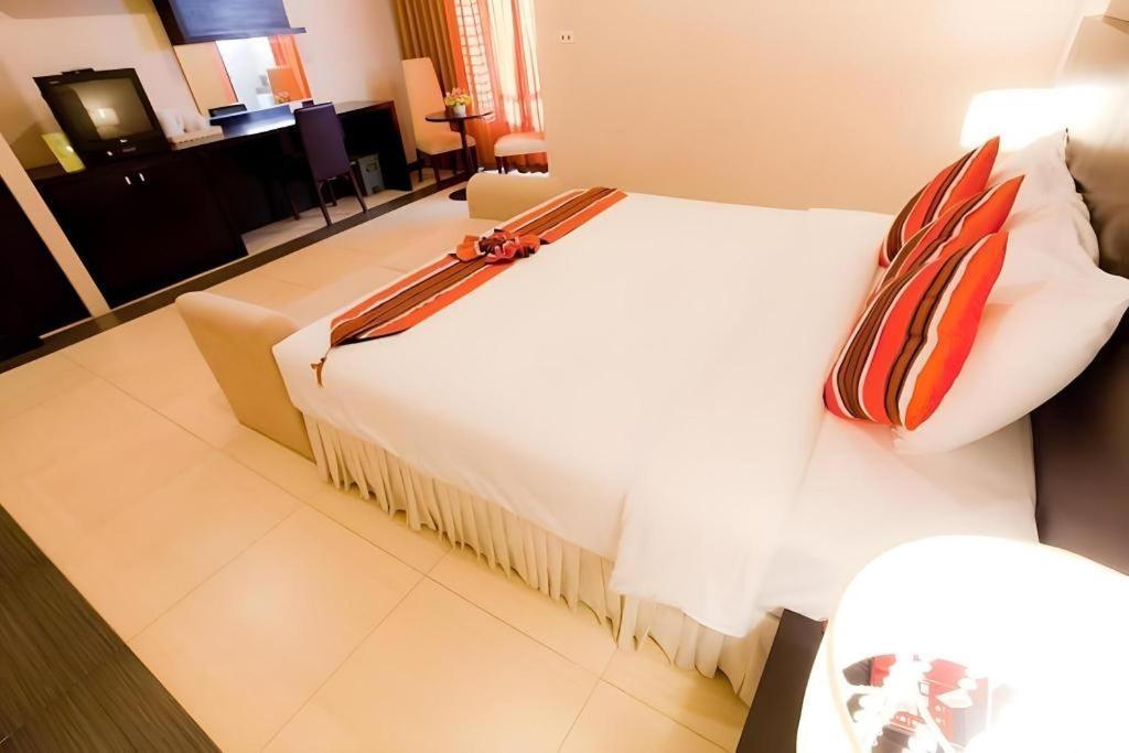 The Airport & Hotel Bangkok