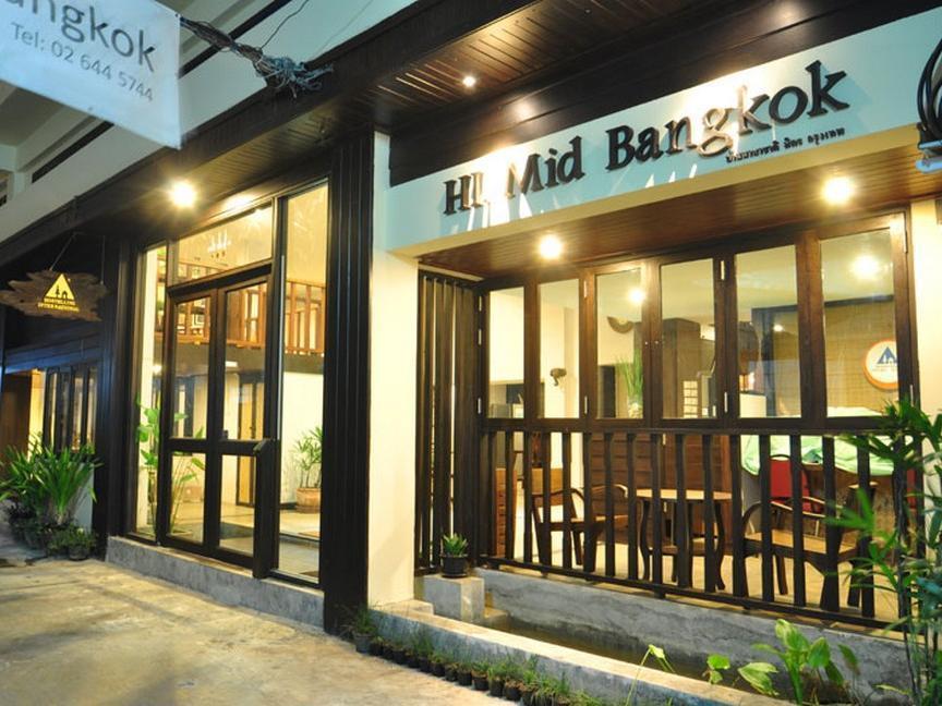 Hi. Mid * Bangkok