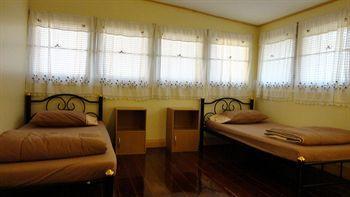 Private - Pool & Garden - Family Friendly - Center Holiday home *