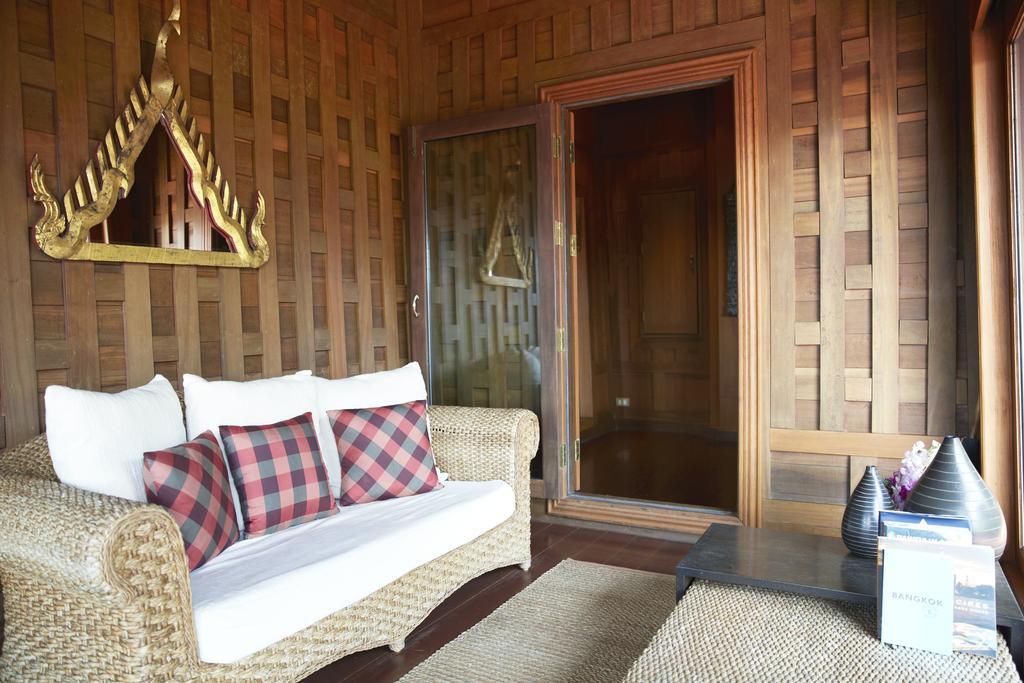 Chakrabongse Hotel