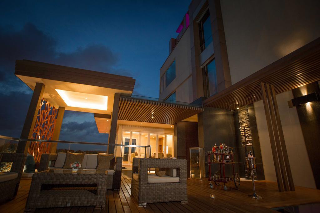 The Grand Fourwings Convention Hotel