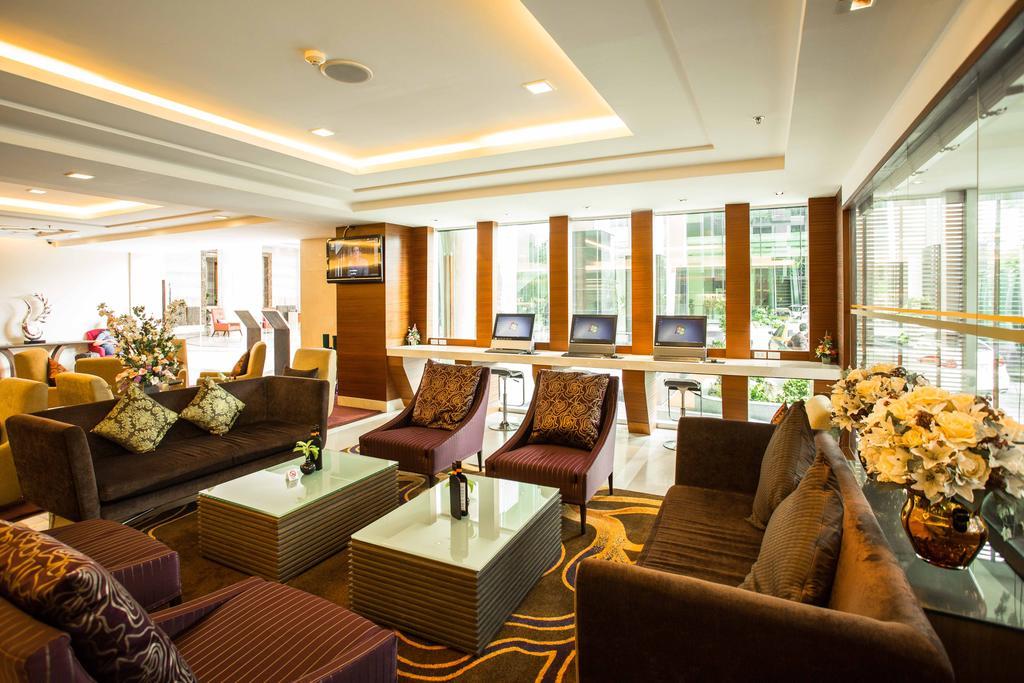 The Grand Fourwings Convention Hotel Bangkok