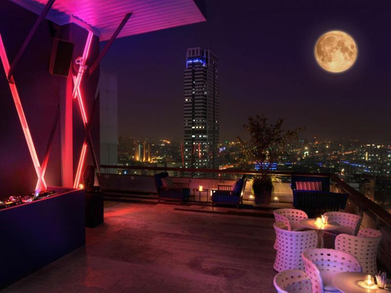 Mode Sathorn - Sha Extra