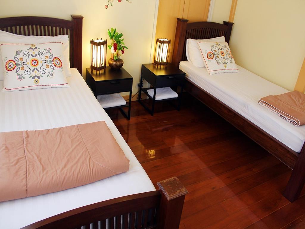 Holiday home Private - Pool & Garden - Family Friendly - Center *