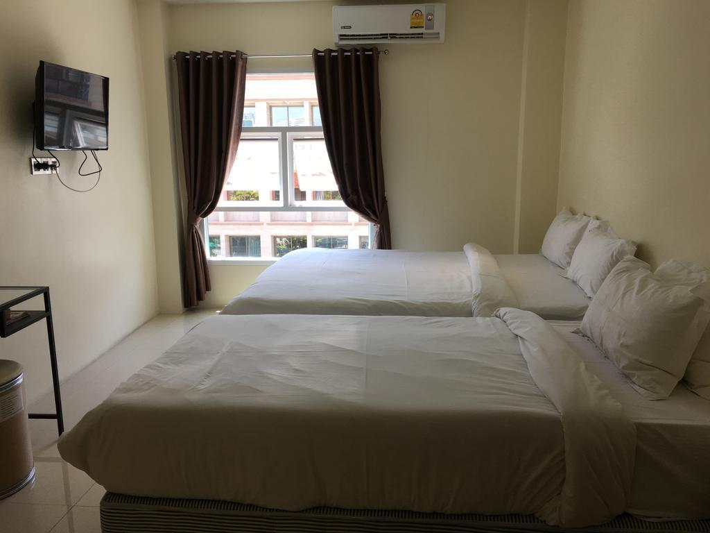 Hostel Au Bon *