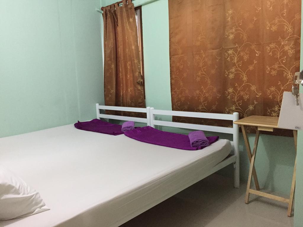 Guest house Honey Place Guesthouse,special Rate For Long Bangkok