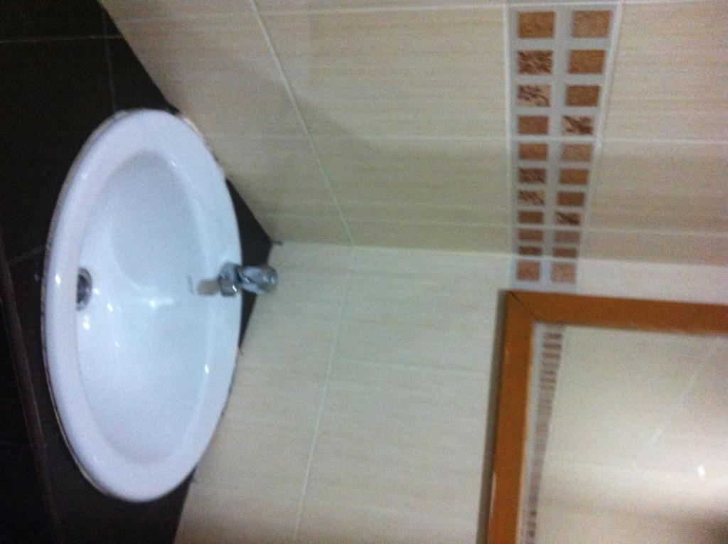 White Orchid Ii Inn