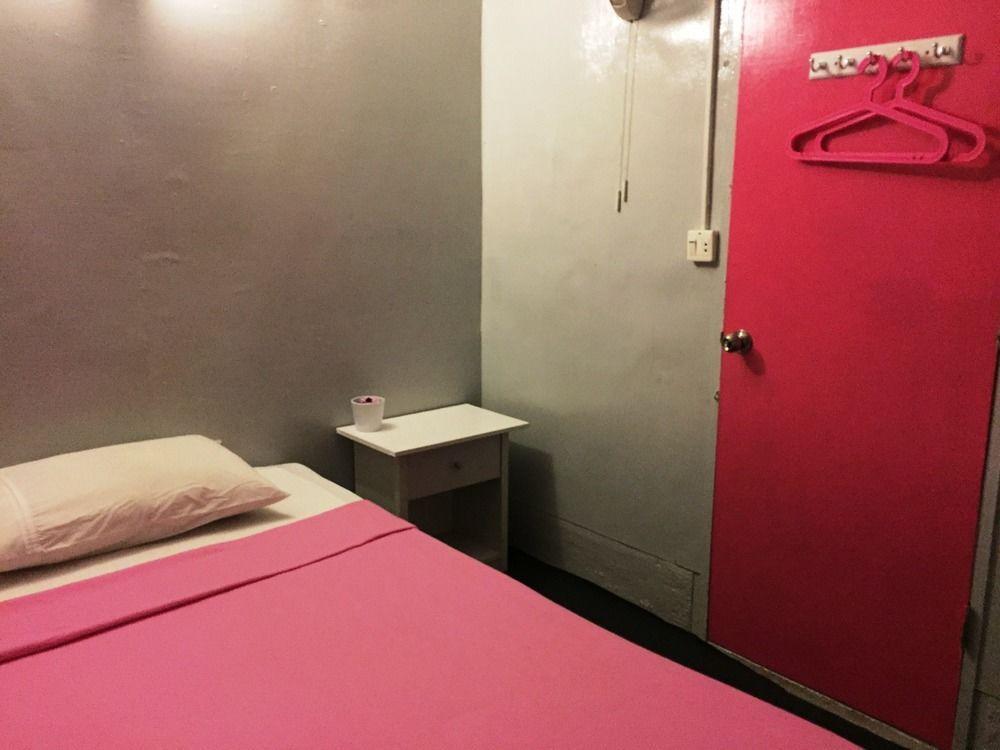 Pink Rumah tetamu