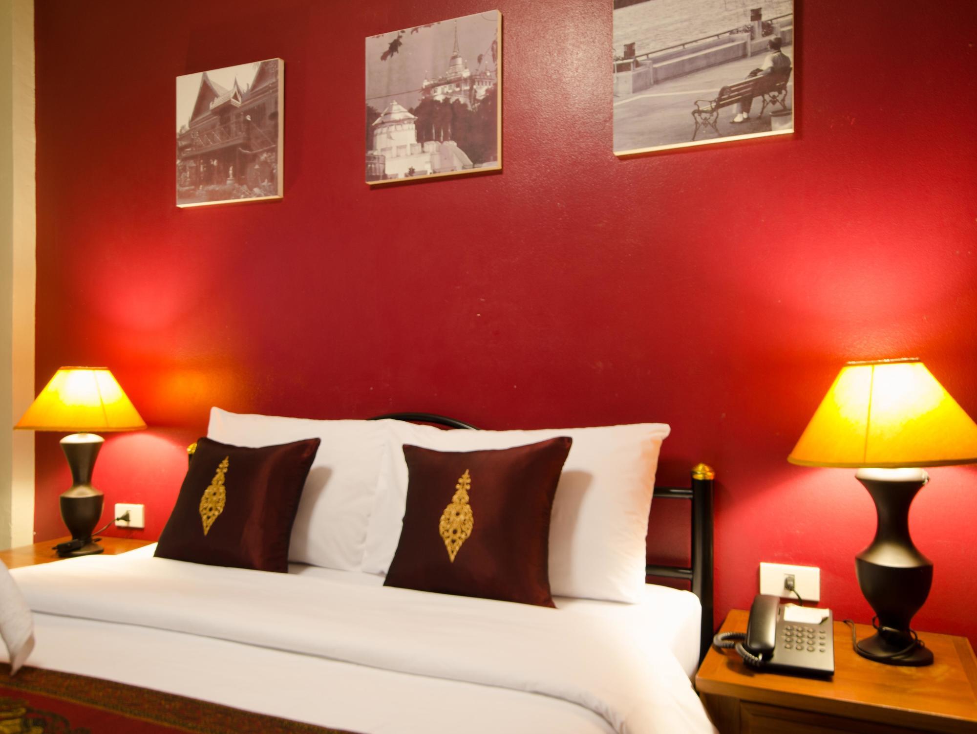 Khaosan Palace Hotel 3*