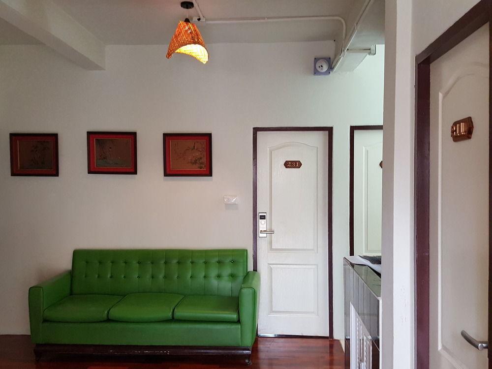 Check Hostel Bangkok