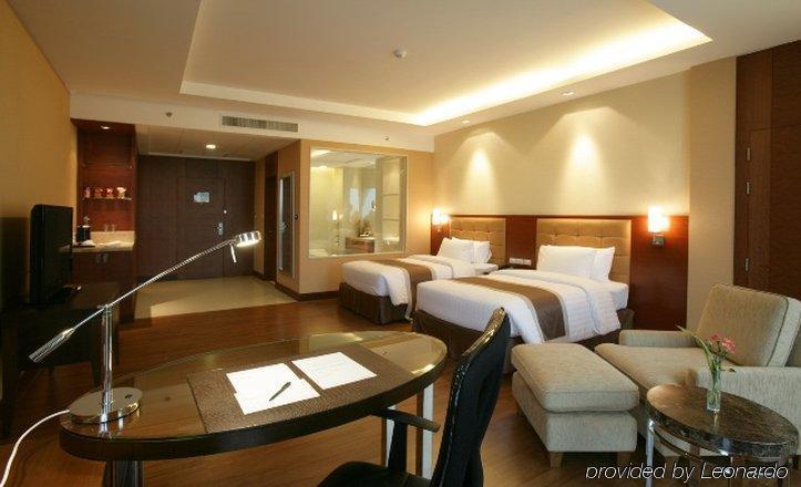 The Grand Fourwings Convention Hotel 5*