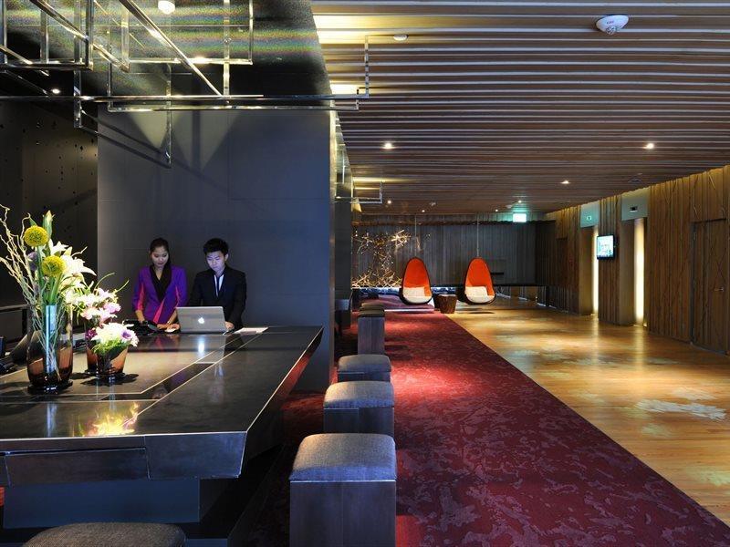 Mode Sathorn - Sha Extra