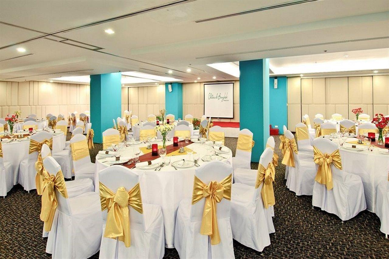 Radisson Chateau De Bangkok