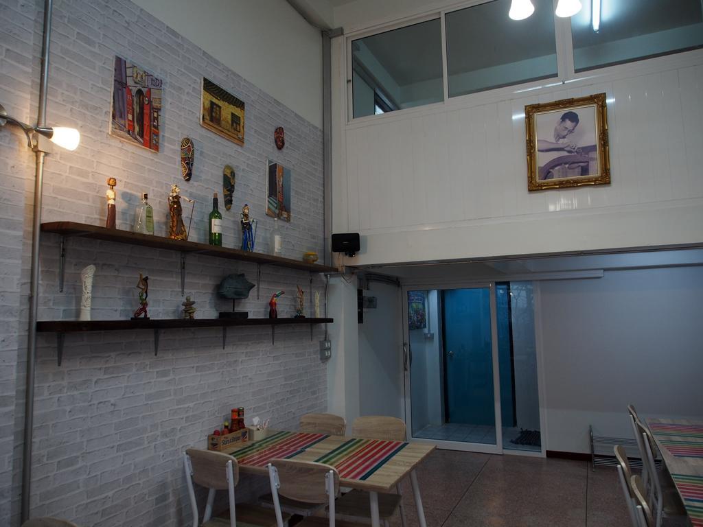 Gasthof Sriyanar Place *