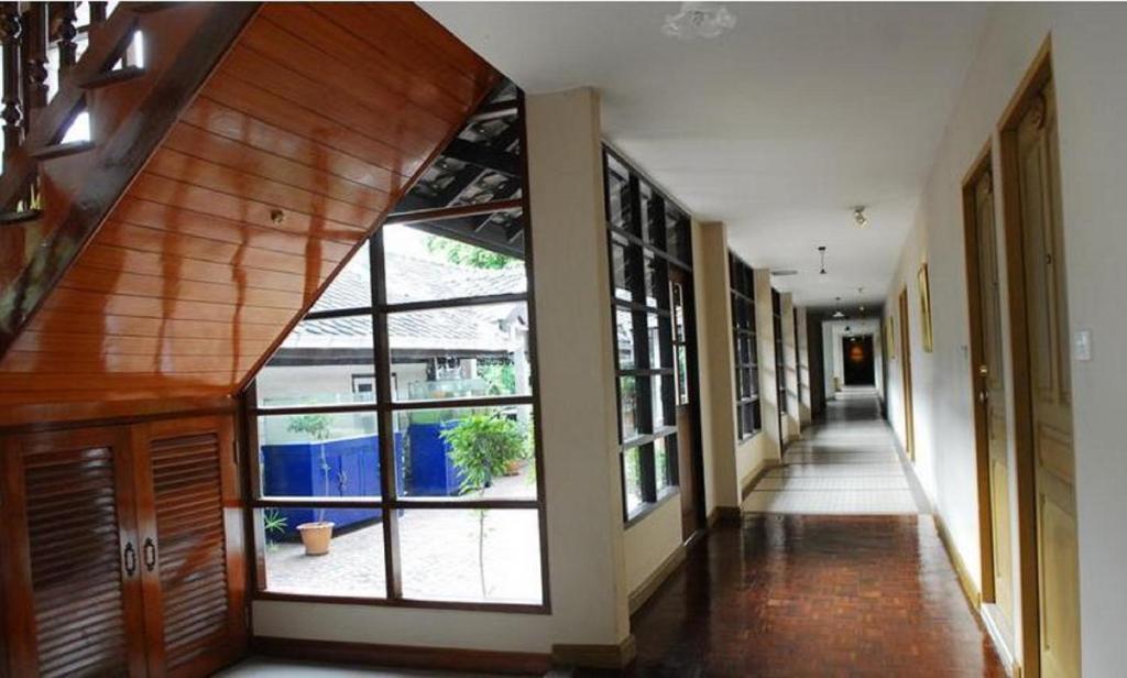 Hotel Silom Village