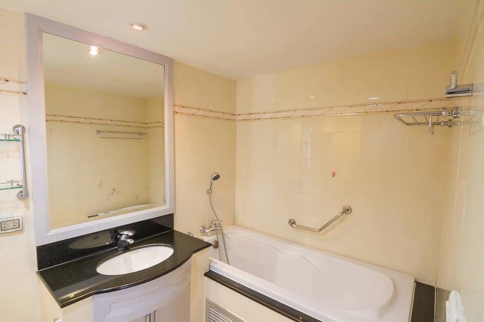 Antique Palace Aparthotel 3*