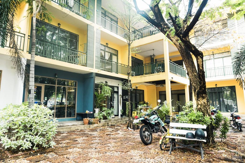 L House By Chomchol Bangkok