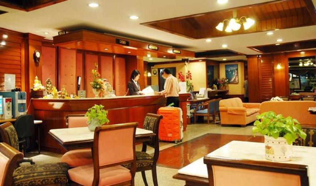 Hotel Silom Village