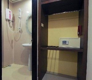 Royal Express 2* Bangkok