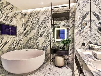 137 Pillars Hotel 5*