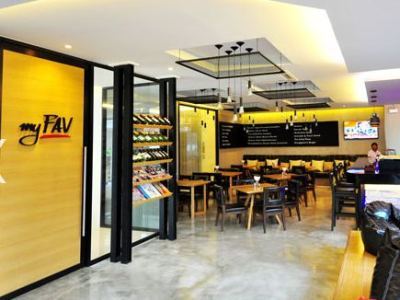 Hotel Parinda