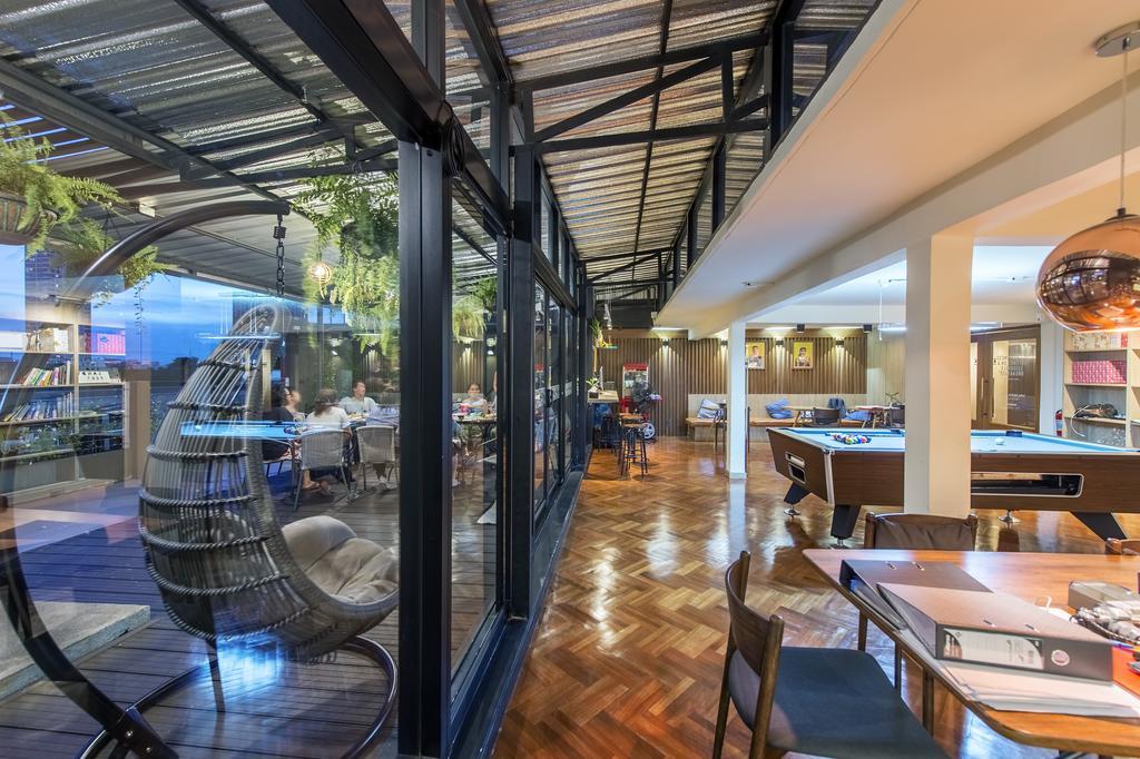 The Posh Phayathai Hostel