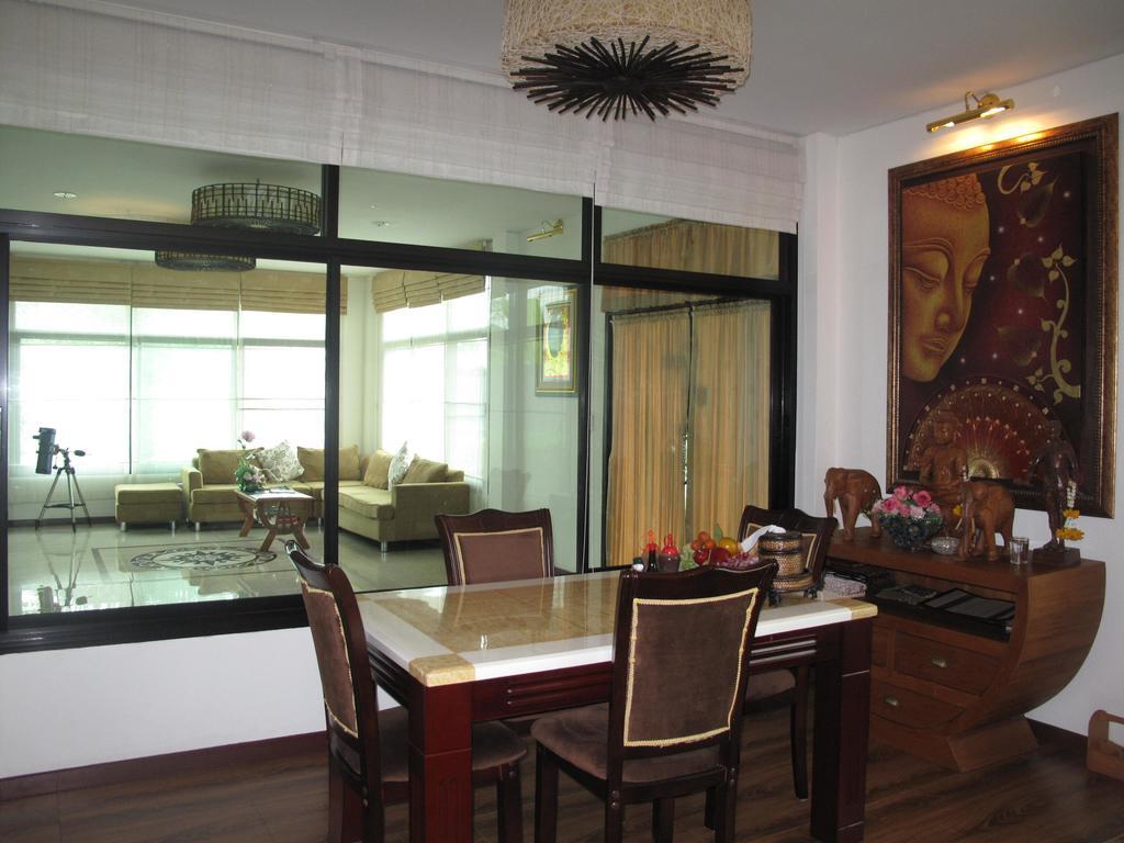Qg Bangkok