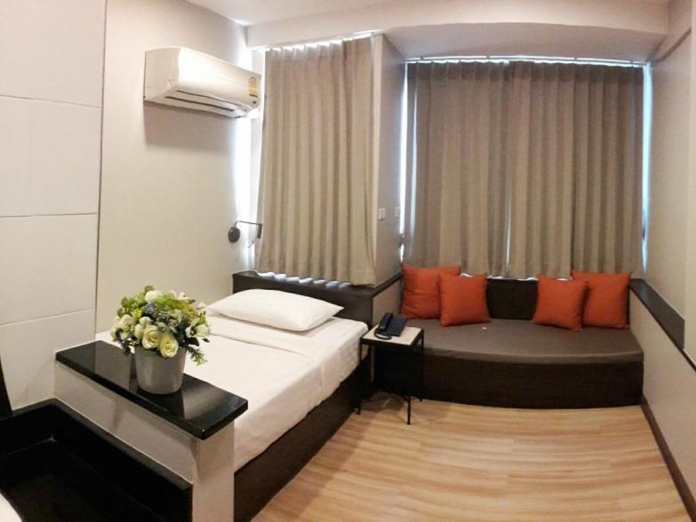 Hotel Ywca 3*