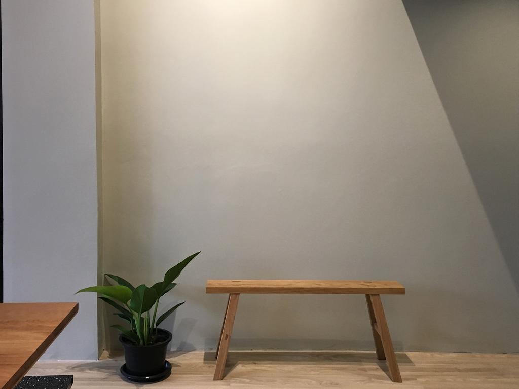 Hostel Monomer