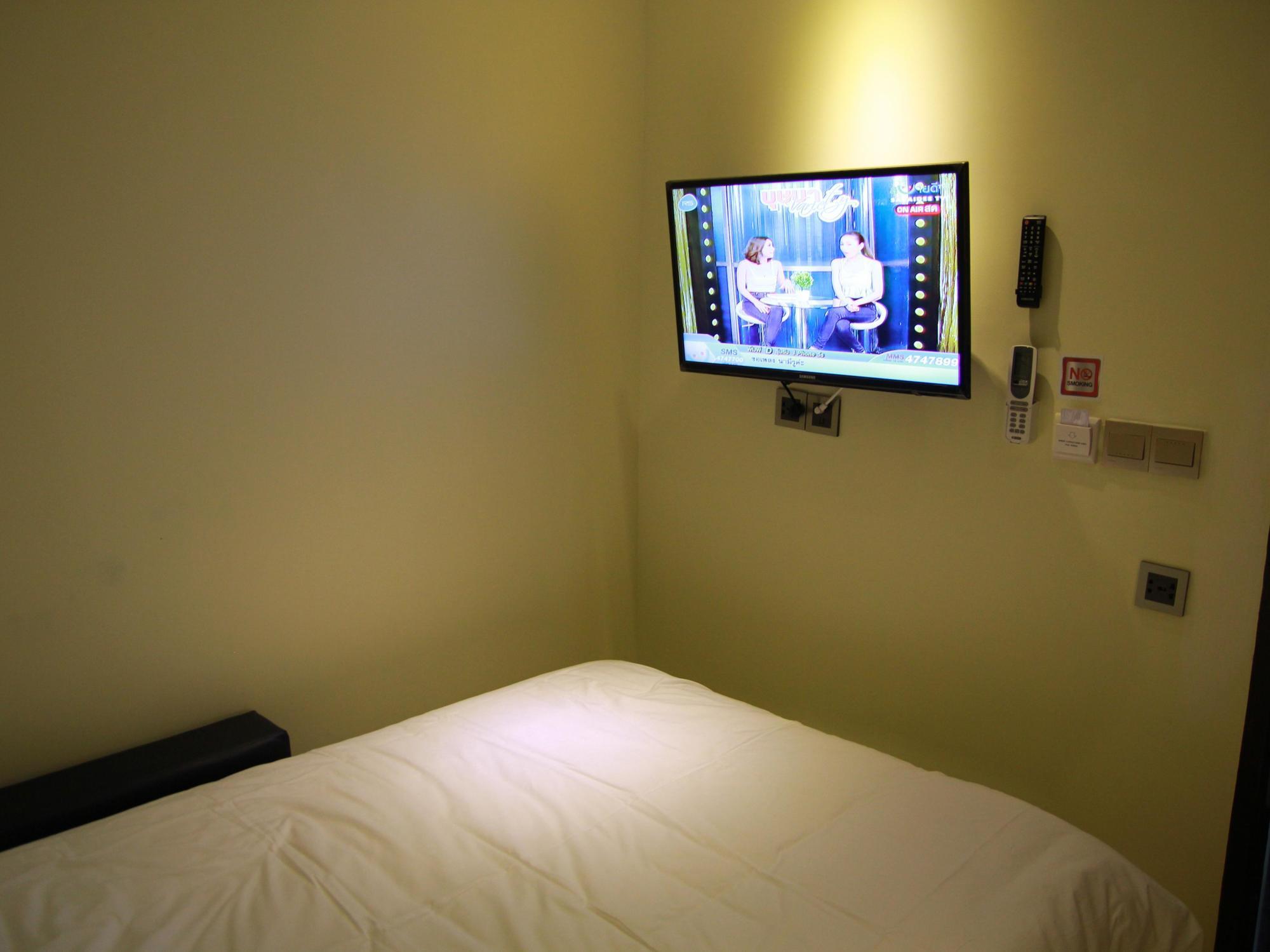 Au Bon Hostel Bangkok