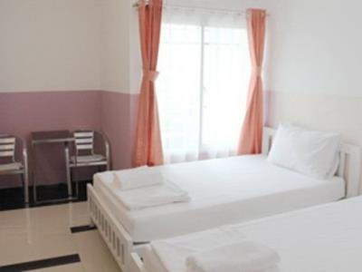 Ratchada 17 Place Hotel 3*