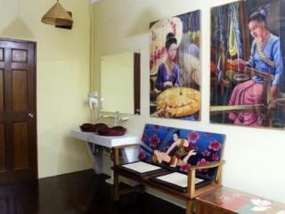 Hostel Baan Bovorn