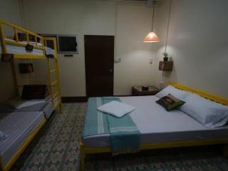 Baan Bovorn Hostel *