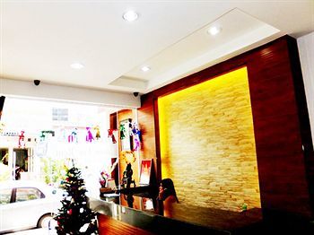 Orchid Hotel 2*