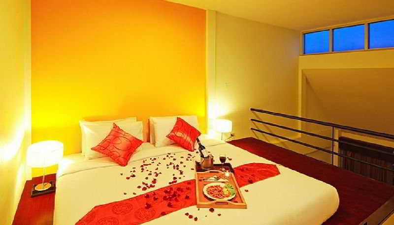 Floral Shire Suvarnabhumi Airport - Sha Extra Hotel