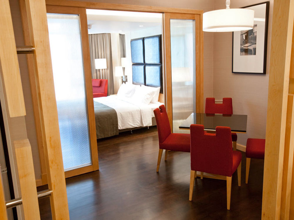 Sora & Sukhumvit - Formerly Aspira 12th Avenue Asoke Sukhumvit Hotel